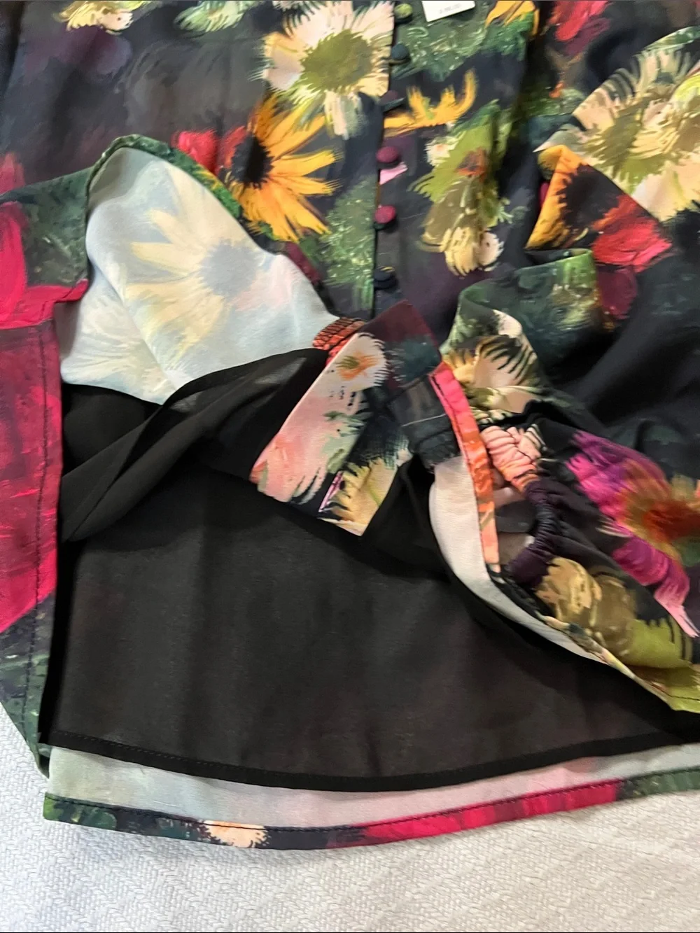 Tahari ASL Black Floral Button-Front Blouse with Multicolor Flowers